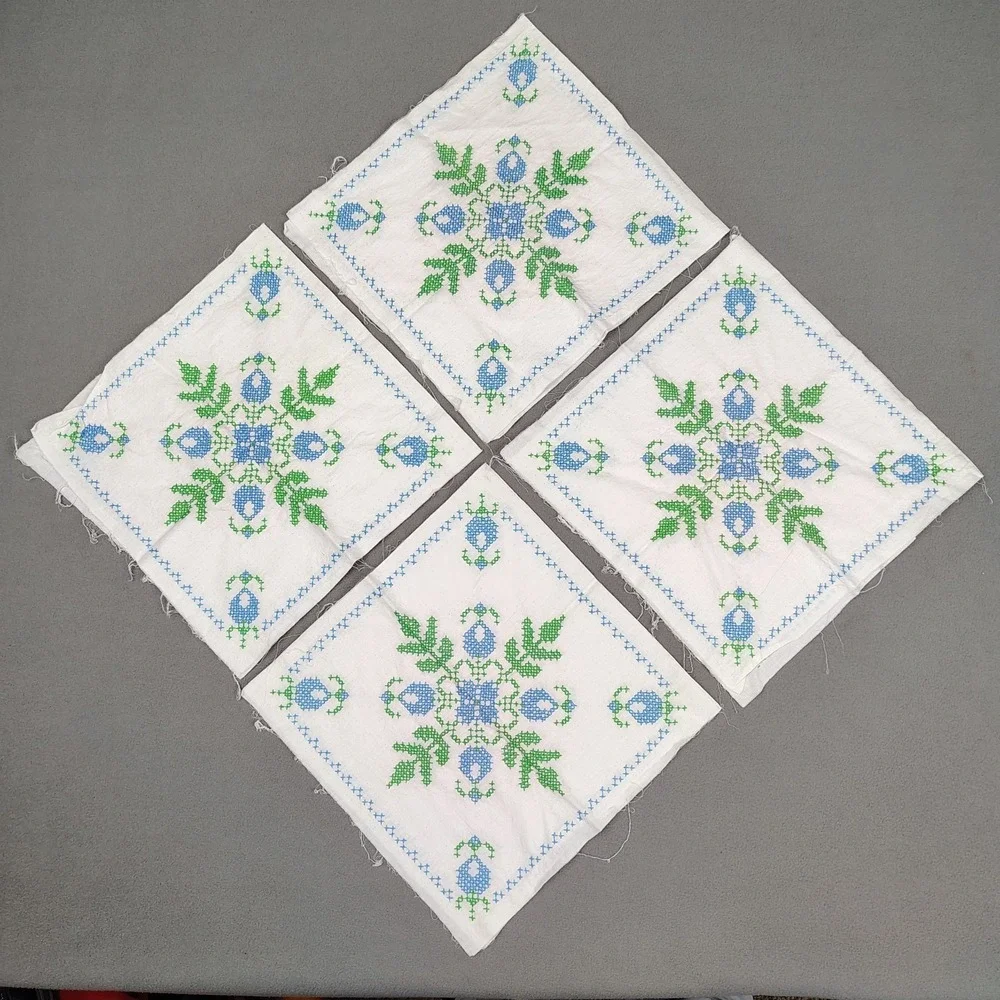 Vintage Embroidered Tea Towel Set (4) Blue White Floral Unfinished Linens 12x26